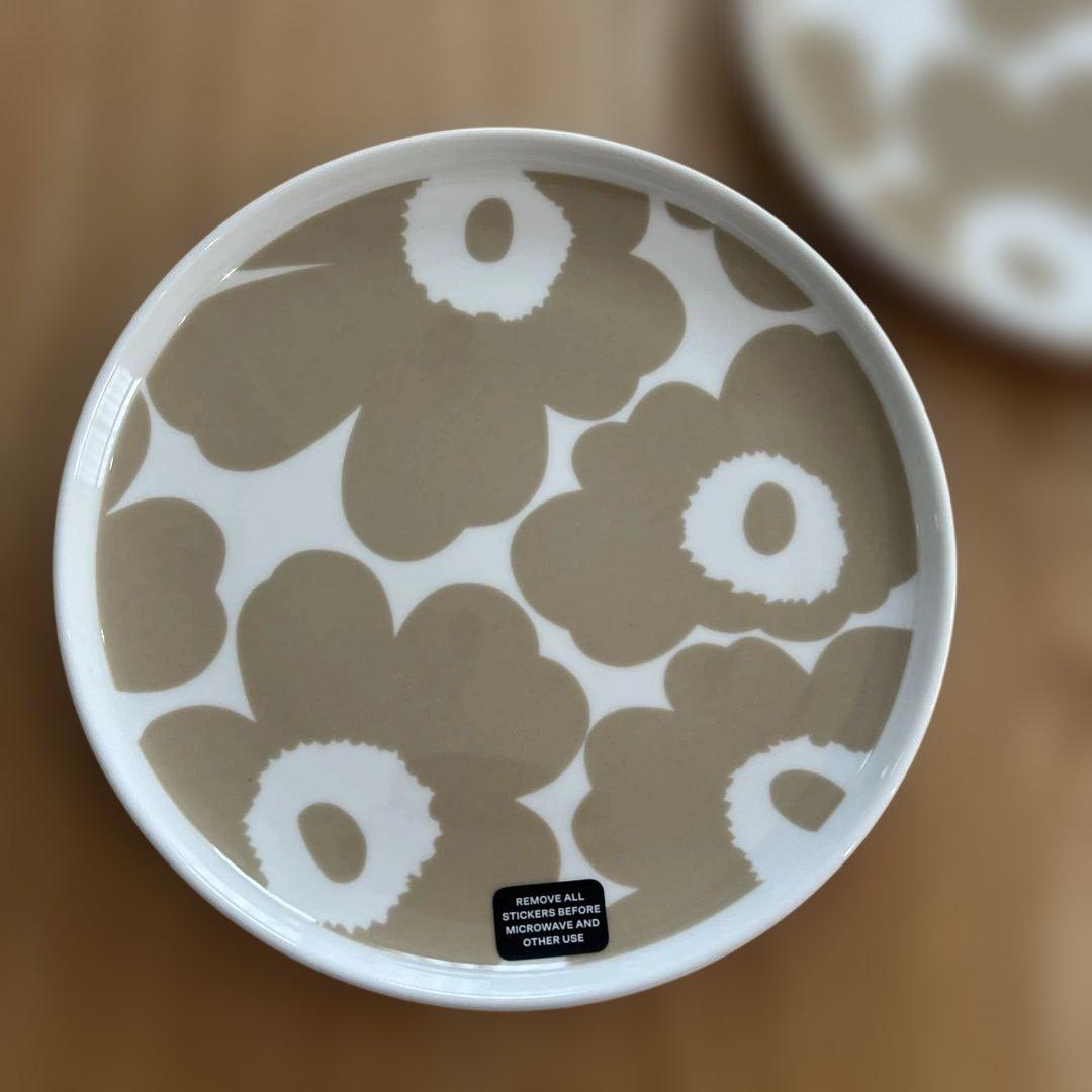 マリメッコ　ウニッコ　プレート　20センチ