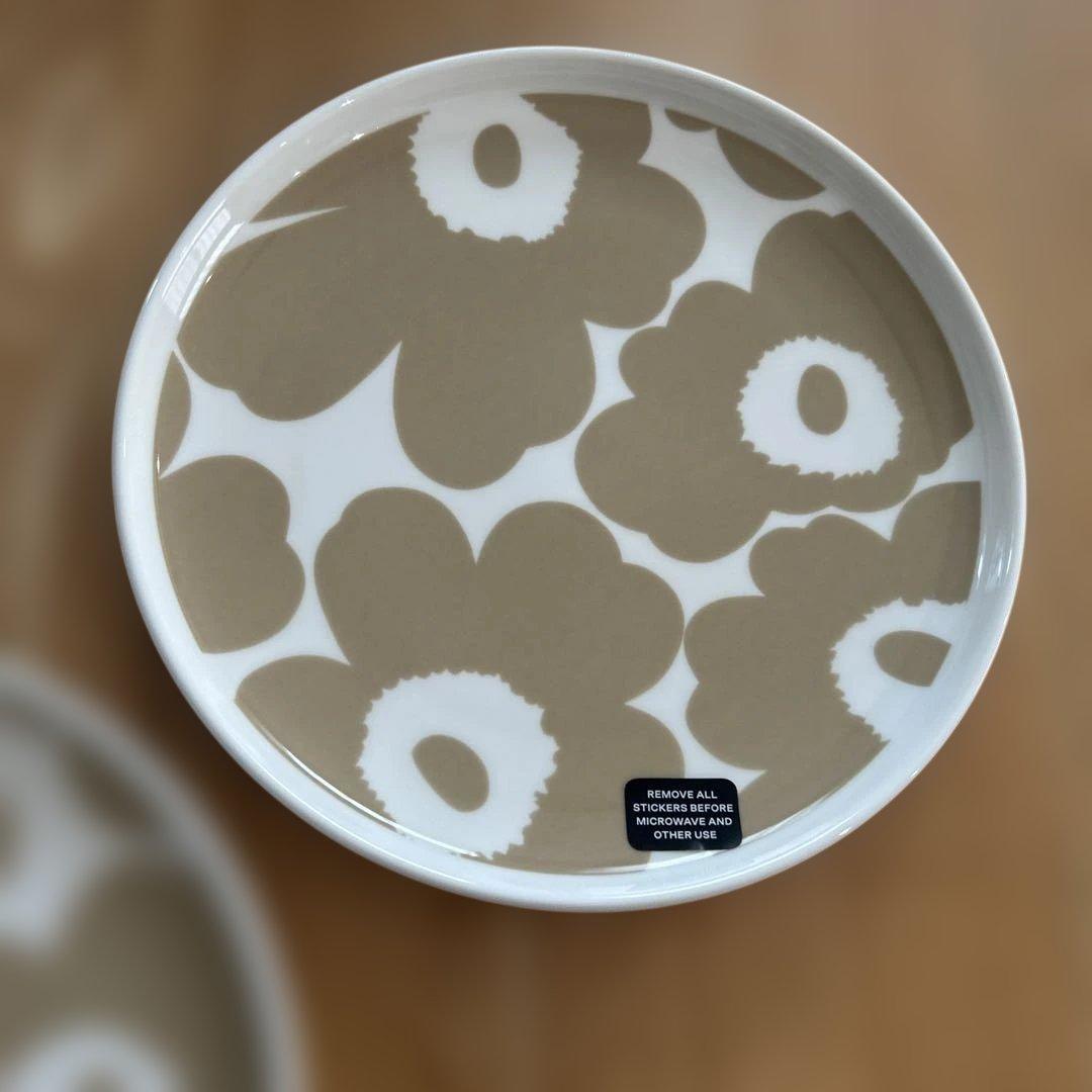 マリメッコ　ウニッコ　プレート　20センチ