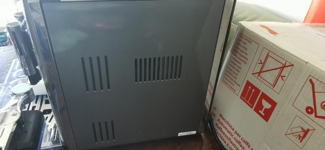 老舗本格派Gaggia 全自動コーヒーマシン ラテ,カプチーノが１タッチ