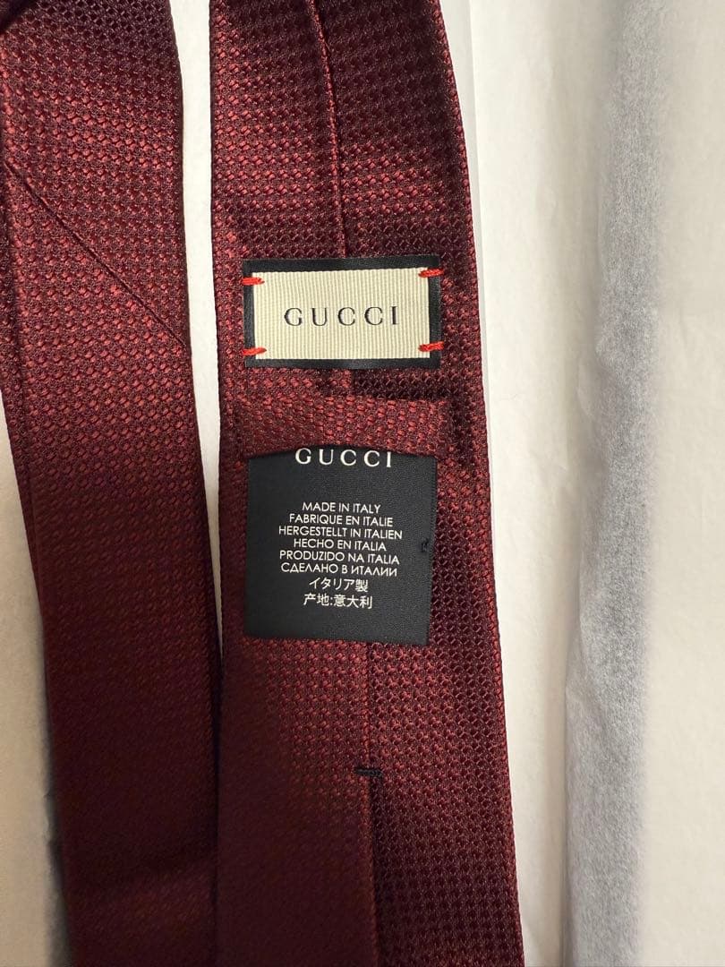 新品✨ボックス付　GUCCIネクタイ