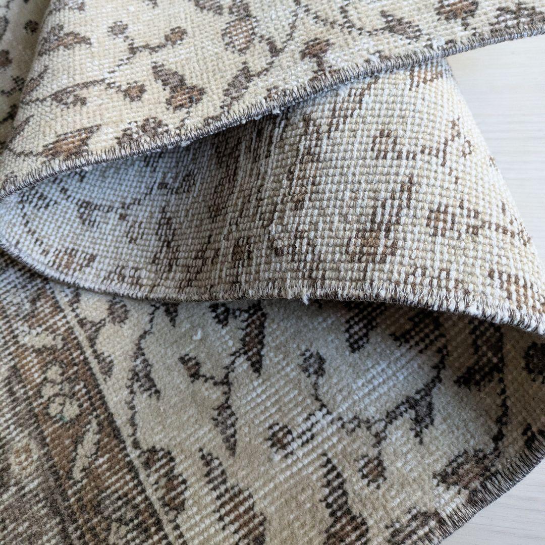 93×128 シンプルボタニカル　ベージュ×ブラウントルコヴィンテージラグ