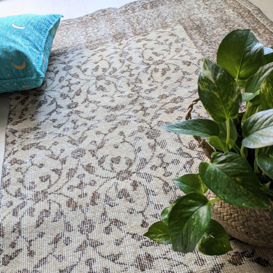 93×128 シンプルボタニカル　ベージュ×ブラウントルコヴィンテージラグ