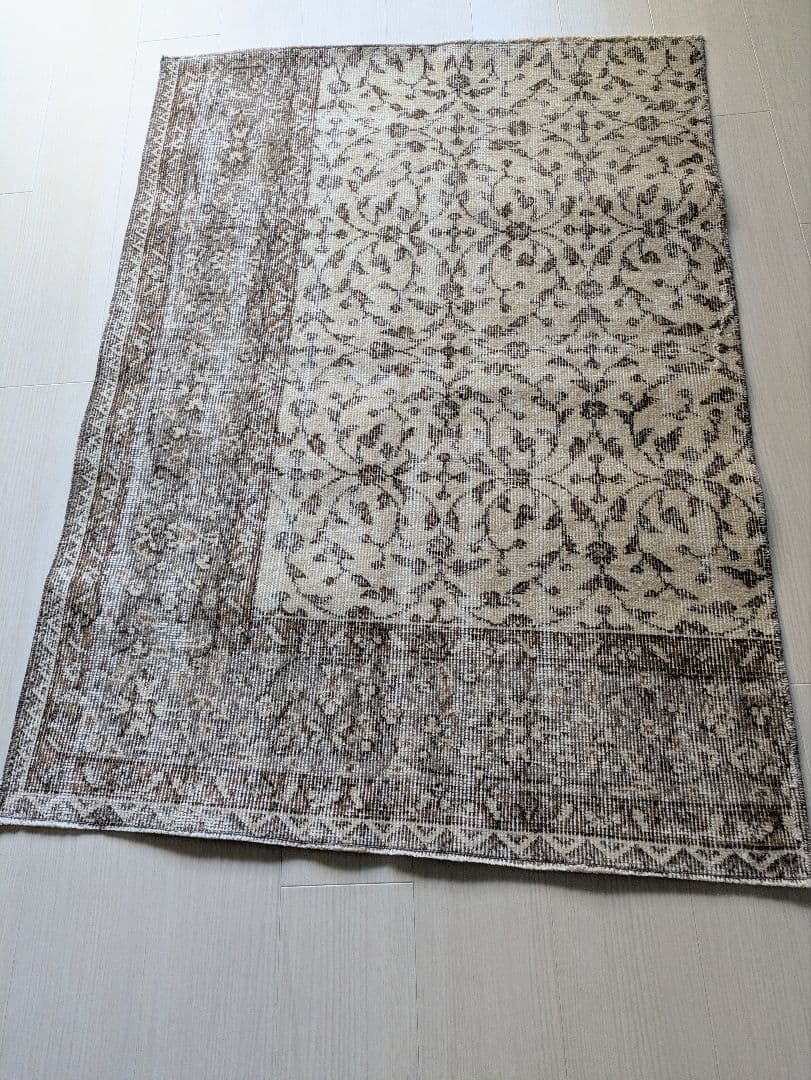 93×128 シンプルボタニカル　ベージュ×ブラウントルコヴィンテージラグ