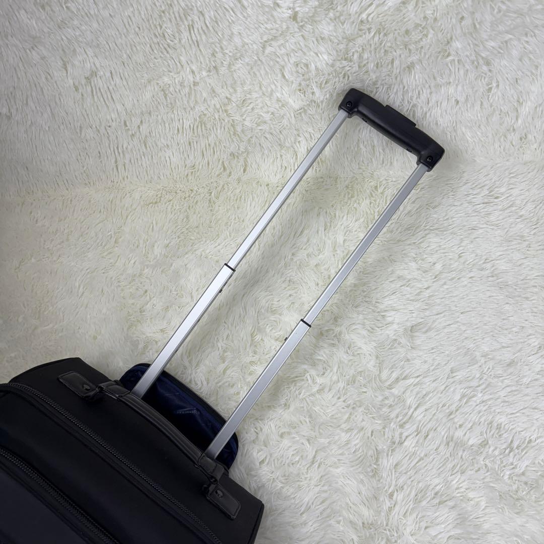 【美品】ゼロハリバートン キャリーケース 4輪 ナイロン ブラック 機内持込可