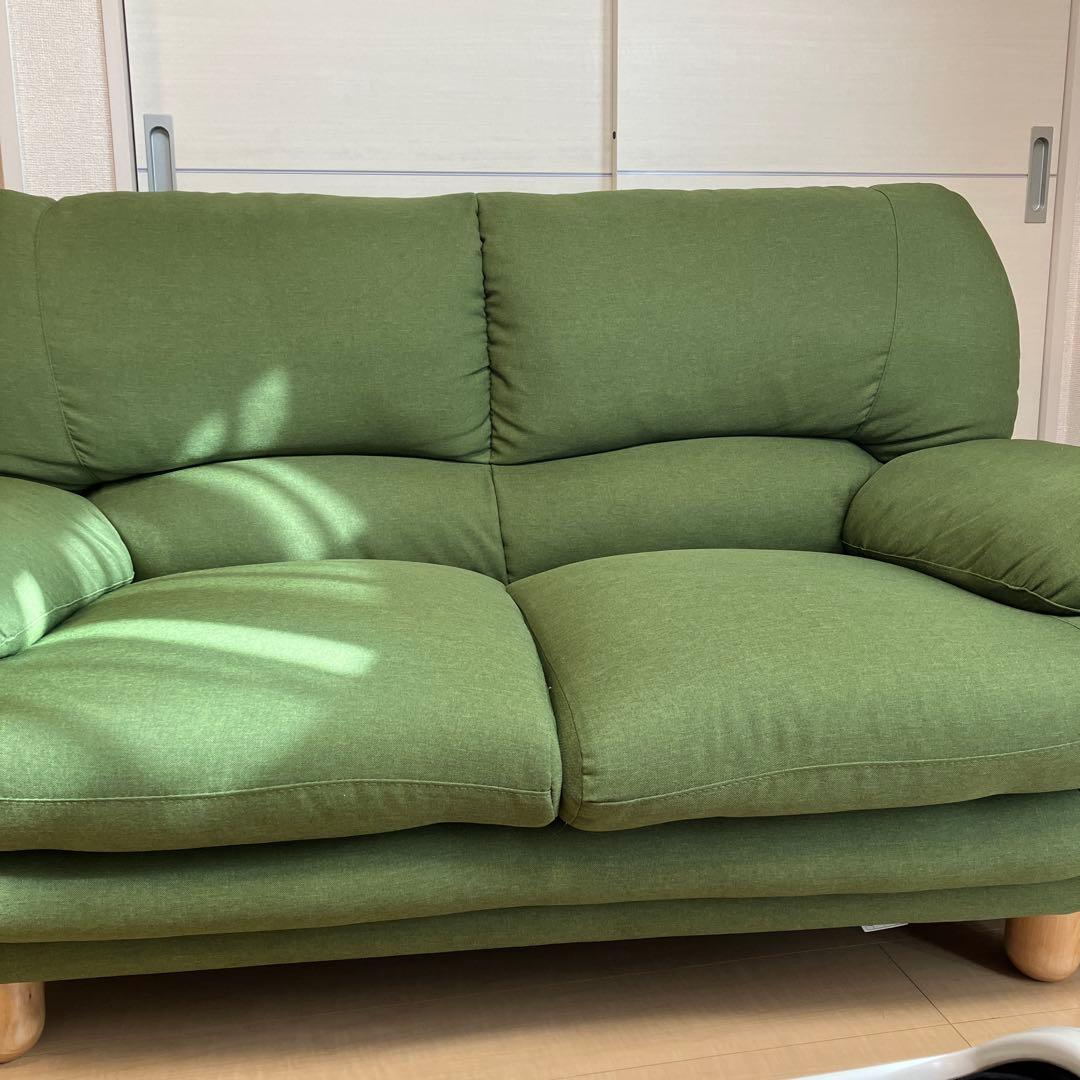 グリーンファブリック2人掛けソファ