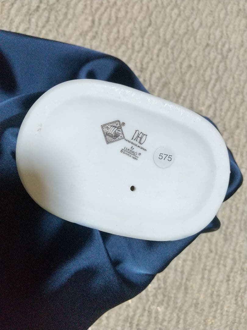 フィギュリン 双子のプードル