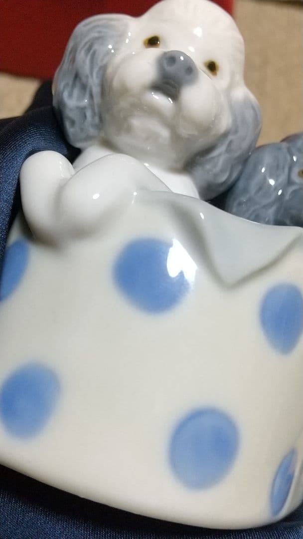 フィギュリン 双子のプードル