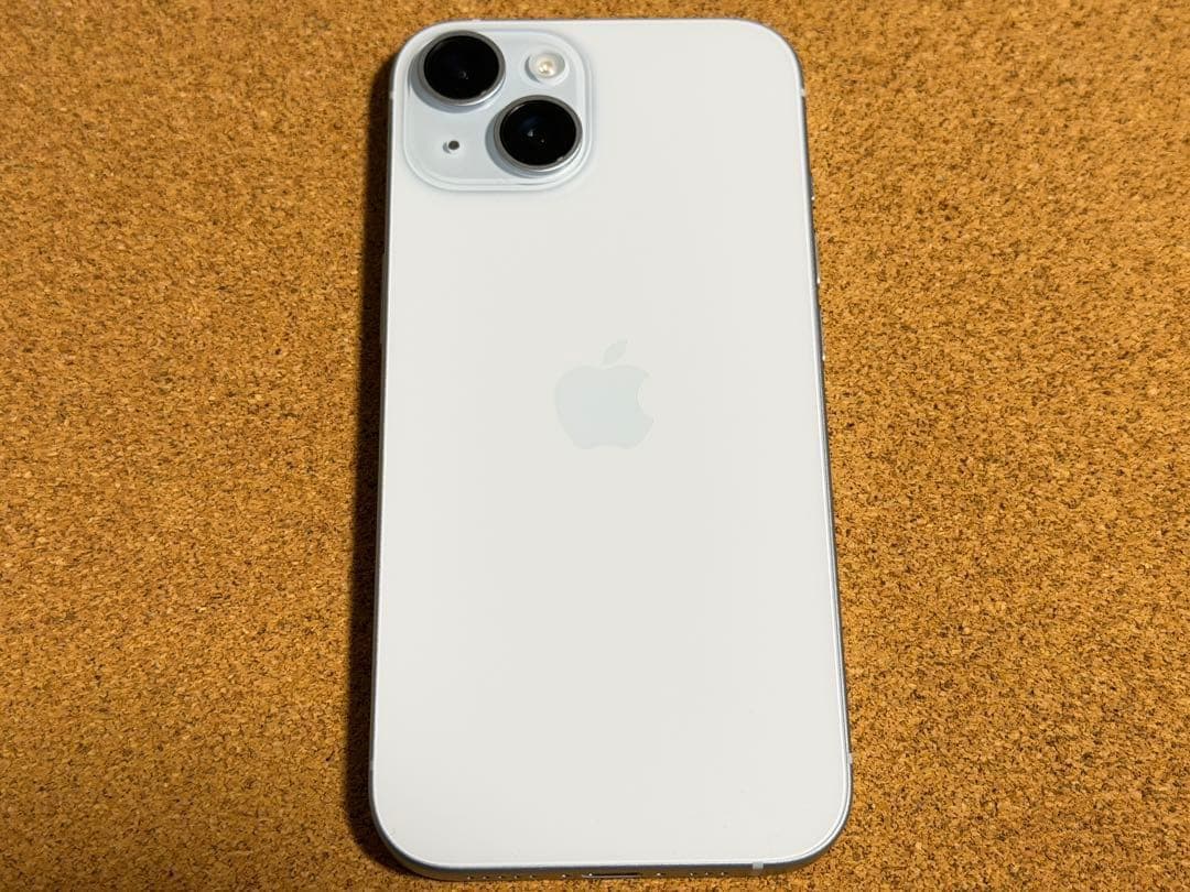 1週間限定価格！iPhone15 SIMフリー ブルー 256G ケース付　美品