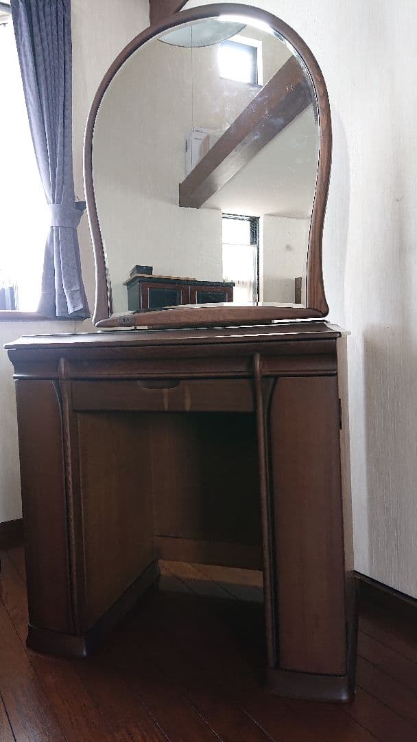 ドレッサー （椅子無し）