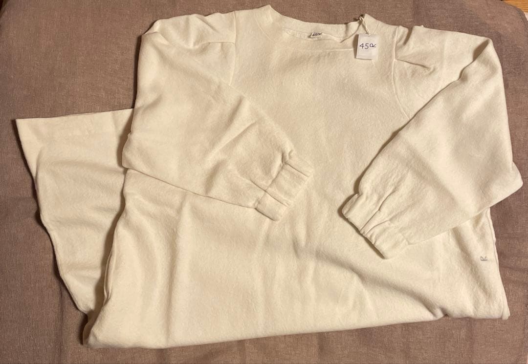 45R 縮絨ニットのパフスリーブドレス