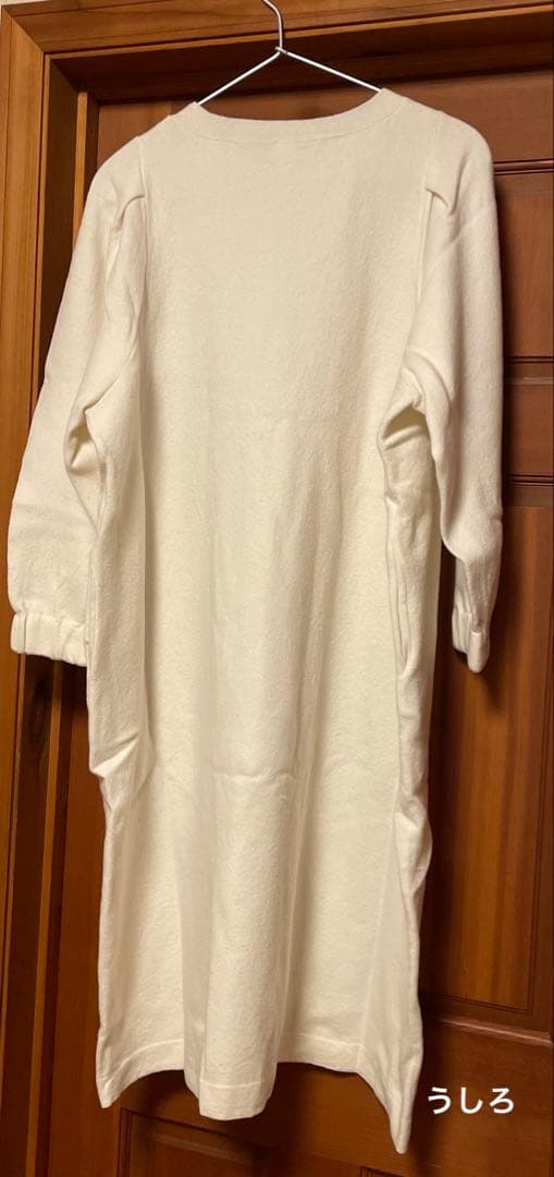 45R 縮絨ニットのパフスリーブドレス