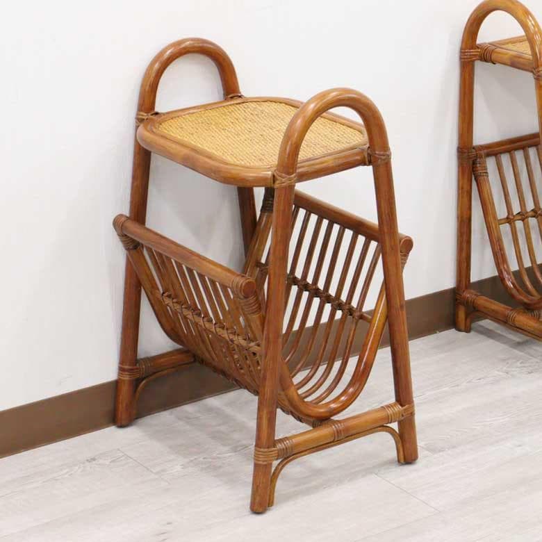 軽量ラタン テーブル付きマガジンラック 両面 手作り サイドテーブル 軽い