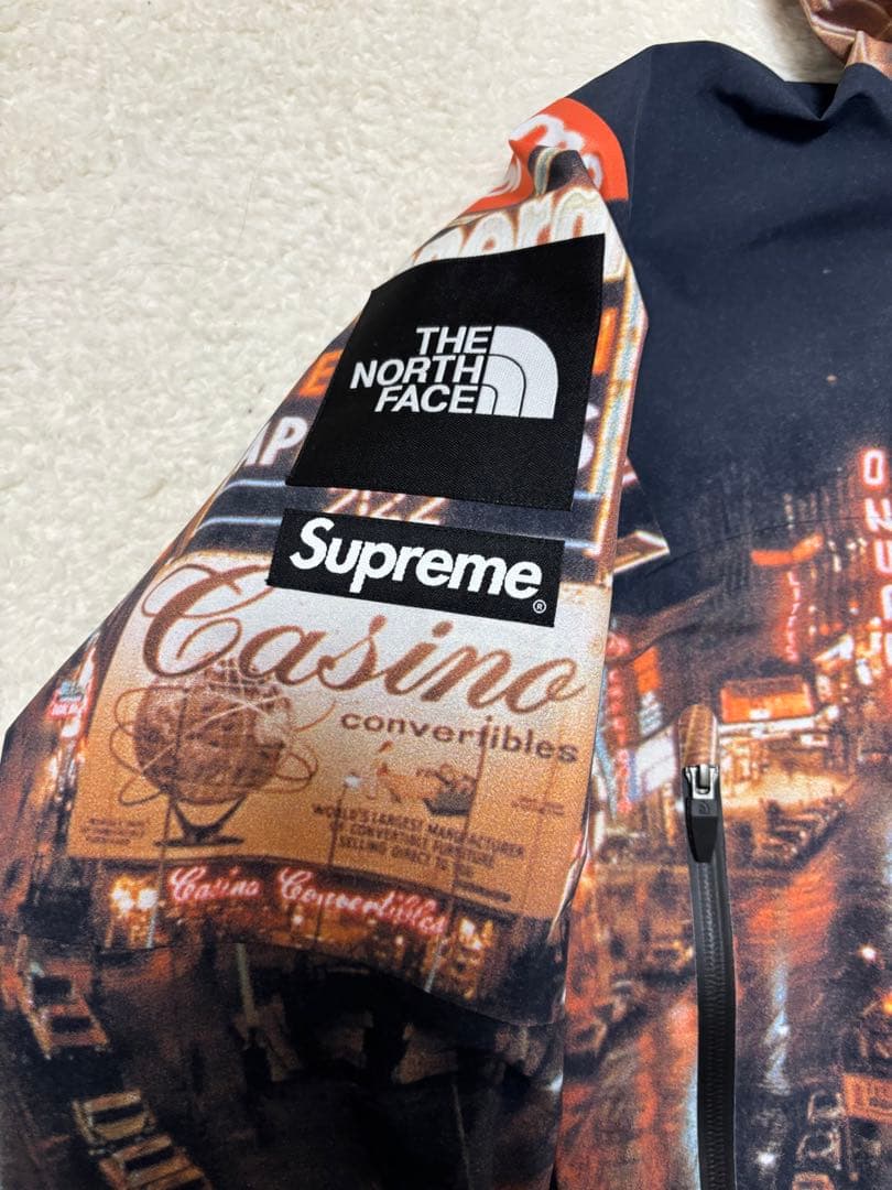 Supreme × The North Face Shell Jacket