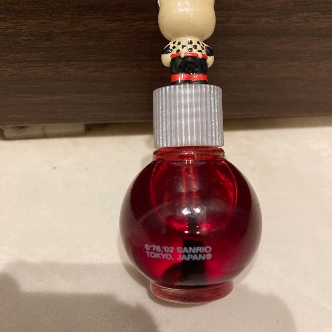 レトロ《2002年 ハローキティ ネイルカラー》当時物コスメ☆マニキュア レッド