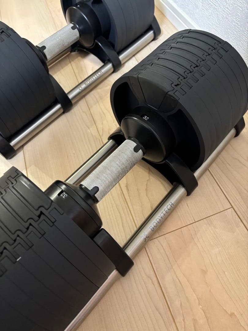 FLEXBELL 32kg 4kg刻みフレックスベル 可変式ダンベル引き取り限定