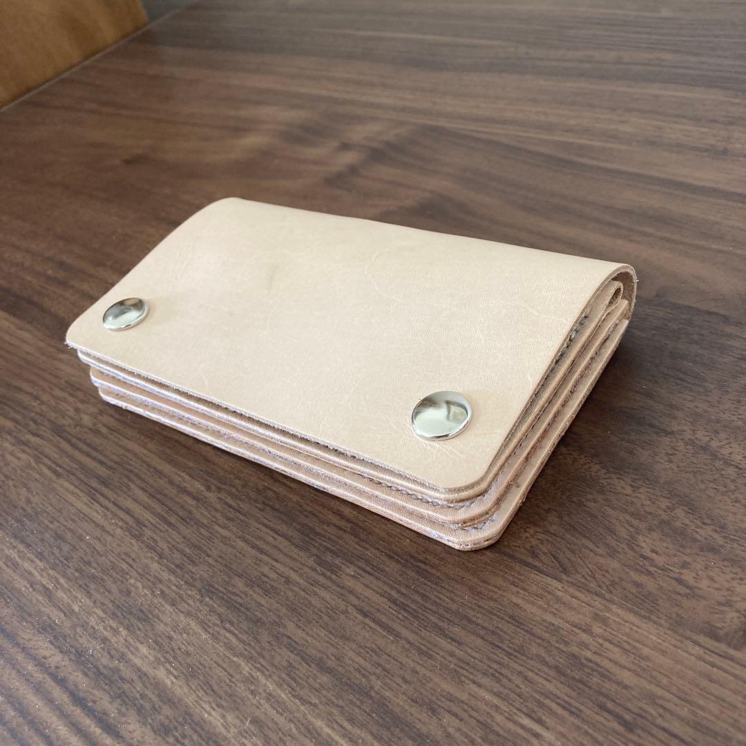 ☆ハンドメイド 272☆本革 牛革 ヌメ革 総手縫い ミドルトラッカーウォレット