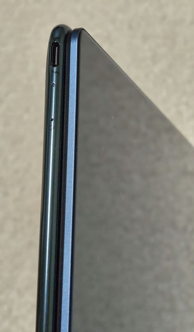 【美品】Lenovo Yoga Slim 9i Gen 10 (14インチ）