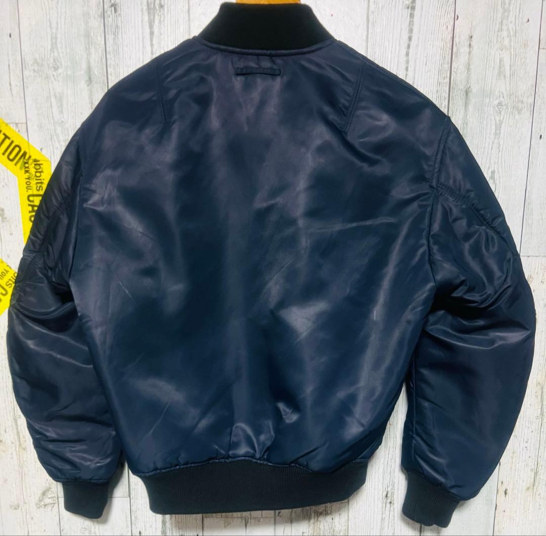 極名作 UNIQLO MA-1 2wayフライトジャケット 光沢 黒 紺 短丈