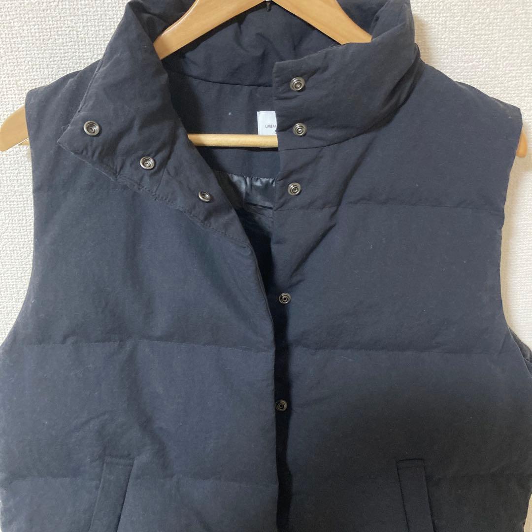 【新品美品】URBAN RESEARCH アーバンリサーチ ダウンベスト 黒