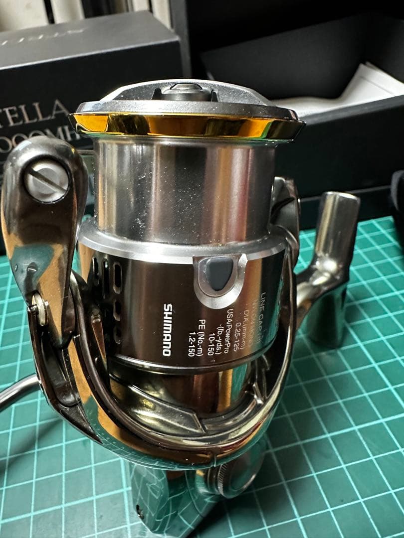 18 ステラ　c3000mhg シマノ