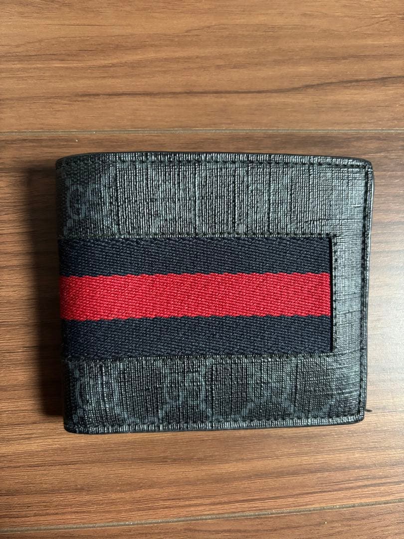 最終値下げGUCCI 二つ折り財布