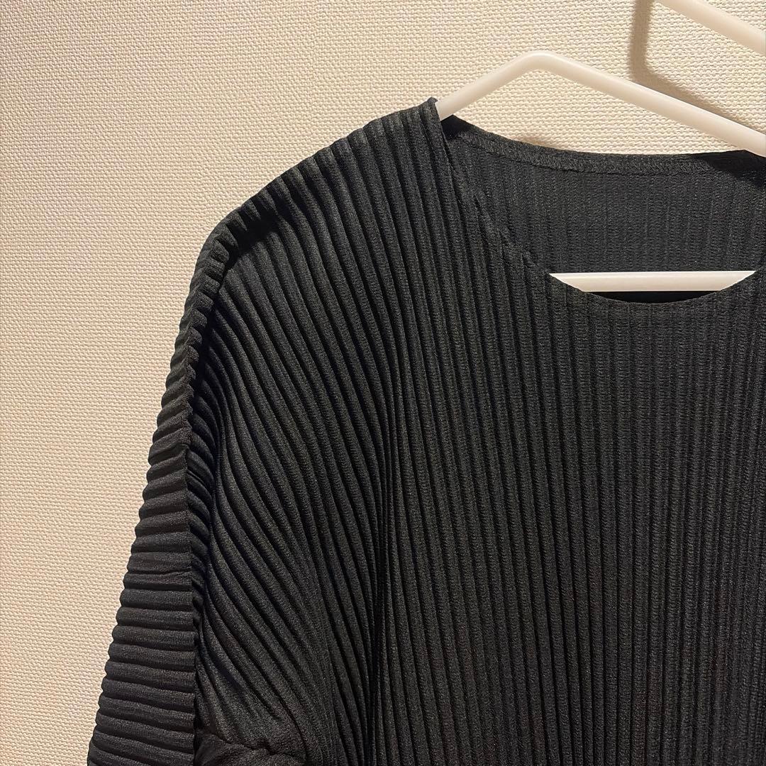 こばやし オムプリッセ イッセイミヤケ BASICS 黒 長袖カットソー