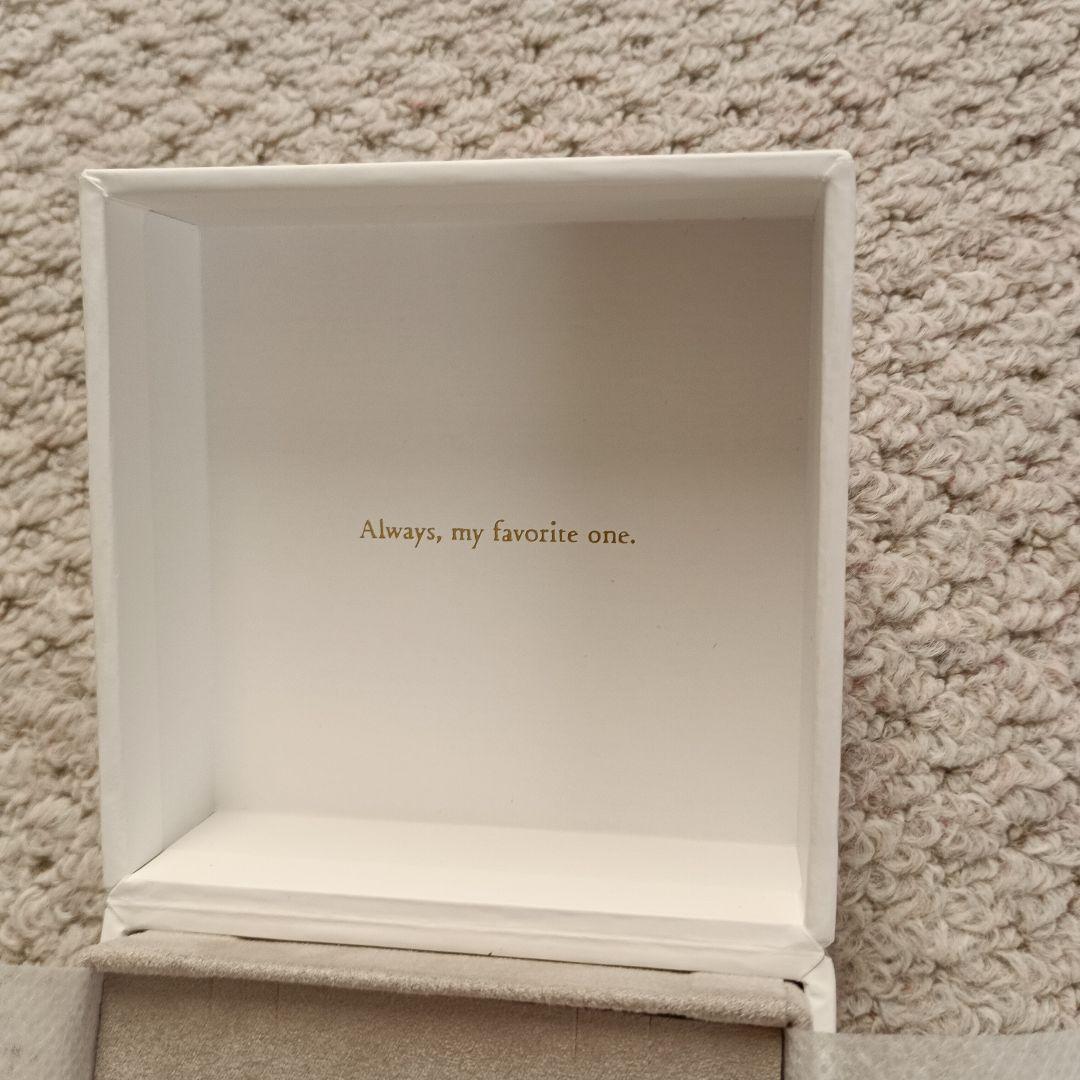 ete ビジューピアスピンクゴールド 新品未使用