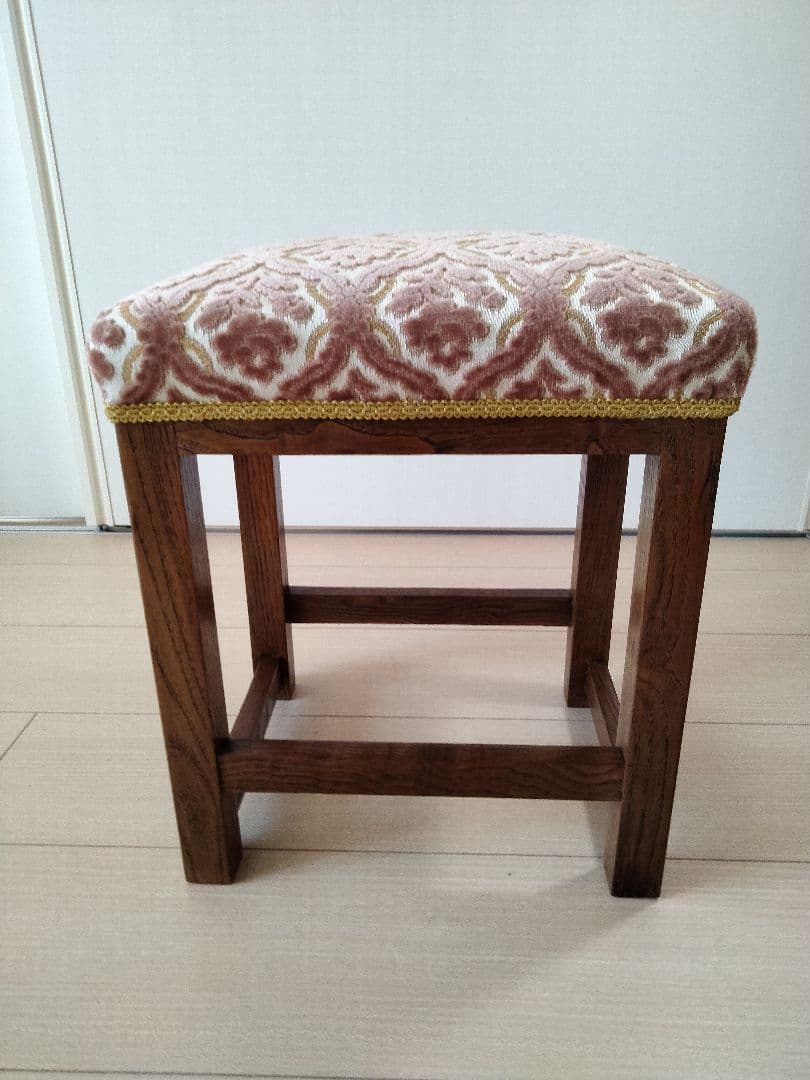 【張替未使用品】ベルギー生地金華山小さなの木製スツール