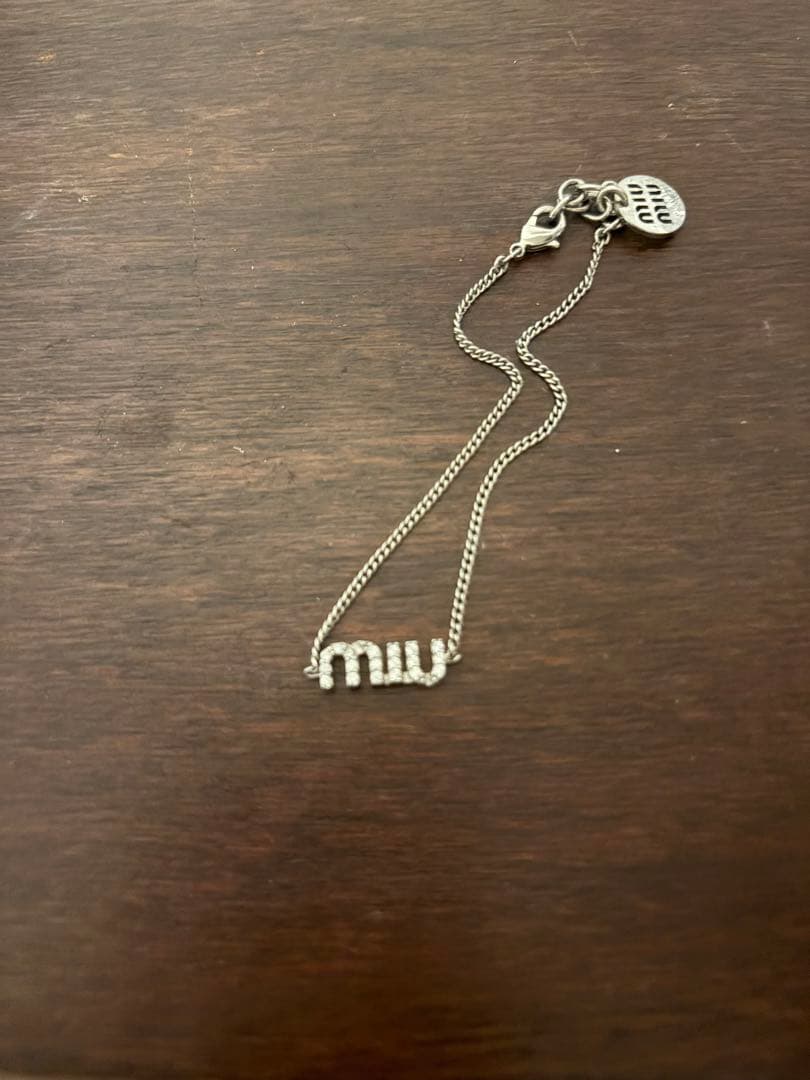 もん　miumiu ブレスレット