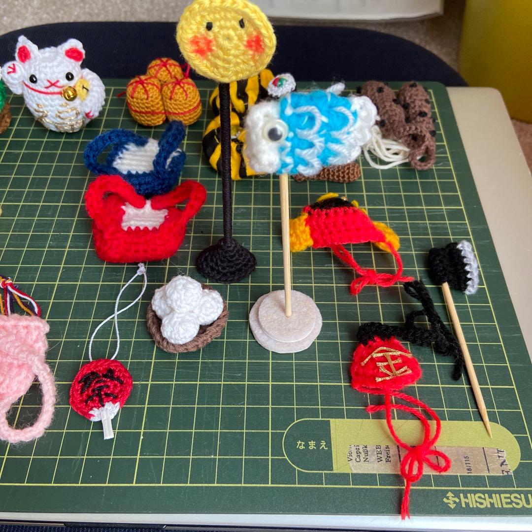 あみぐるみ　帽子　キューピー