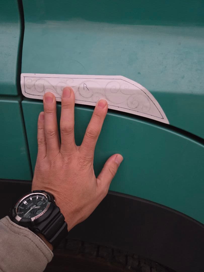 17プロフィア　ドアプロテクター唐草模様　削り込み加工