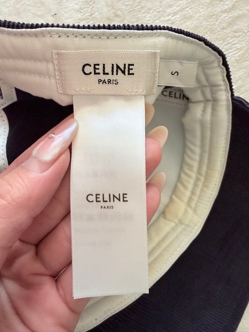 CELINE コーデュロイキャップ ネイビー