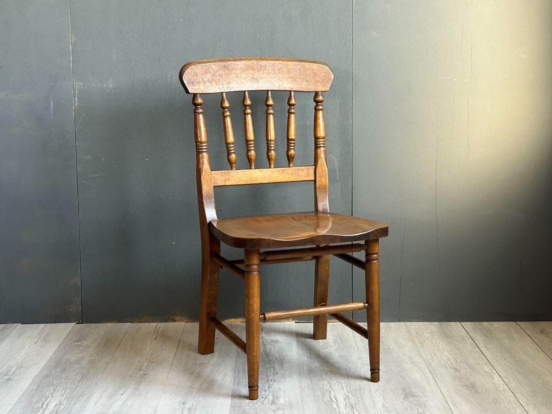 希少　アンティーク　シンプル　無垢材チェア　スポークチェア　ヴィンテージ　IZ