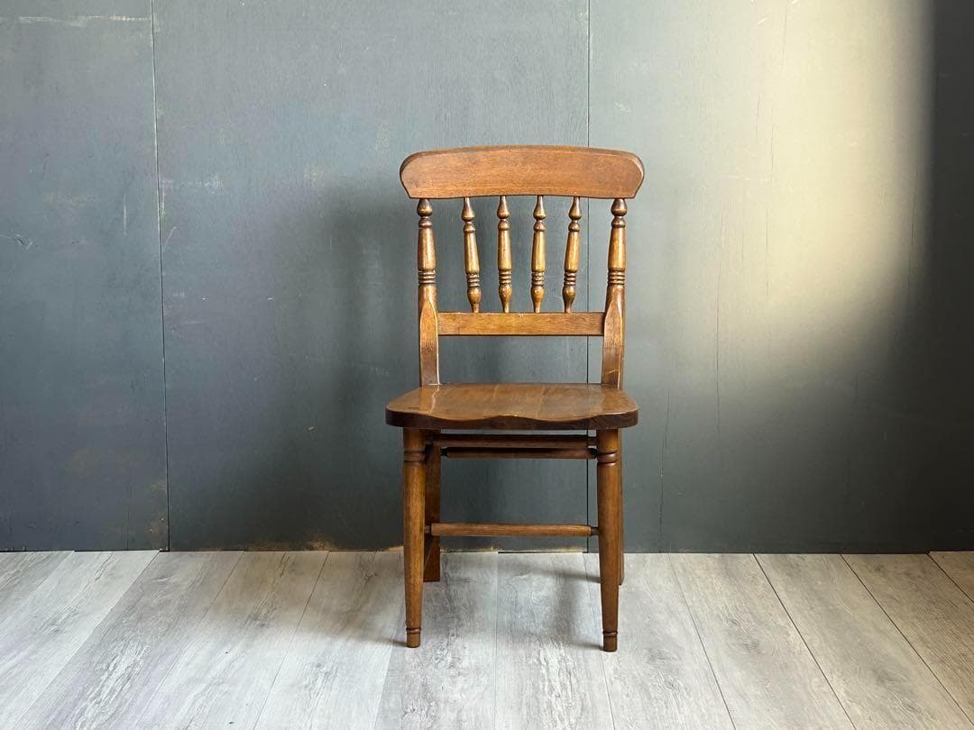 希少　アンティーク　シンプル　無垢材チェア　スポークチェア　ヴィンテージ　IZ