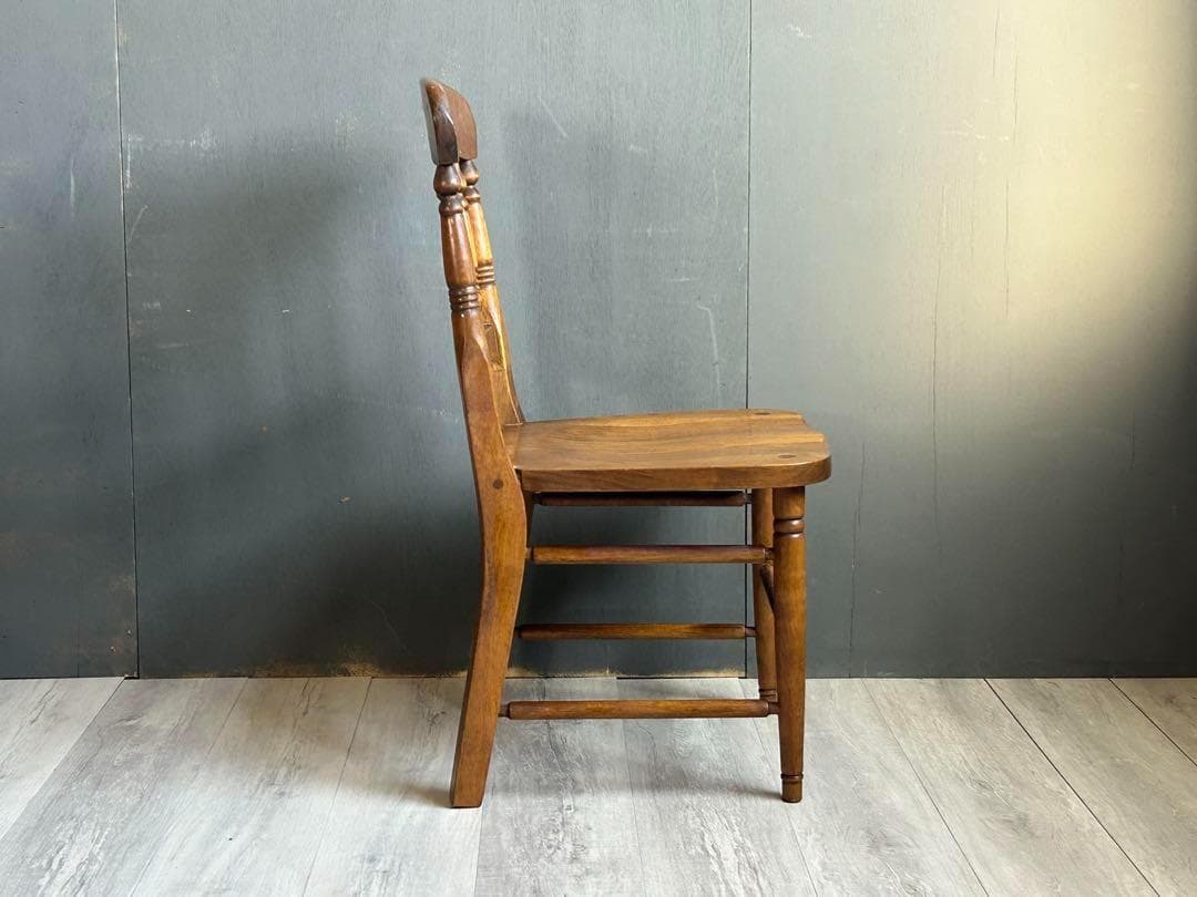 希少　アンティーク　シンプル　無垢材チェア　スポークチェア　ヴィンテージ　IZ