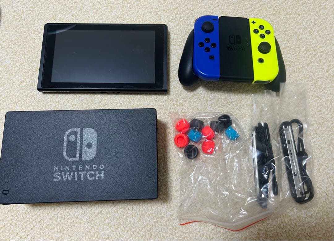 Nintendo Switch 本体 他パーツ数点