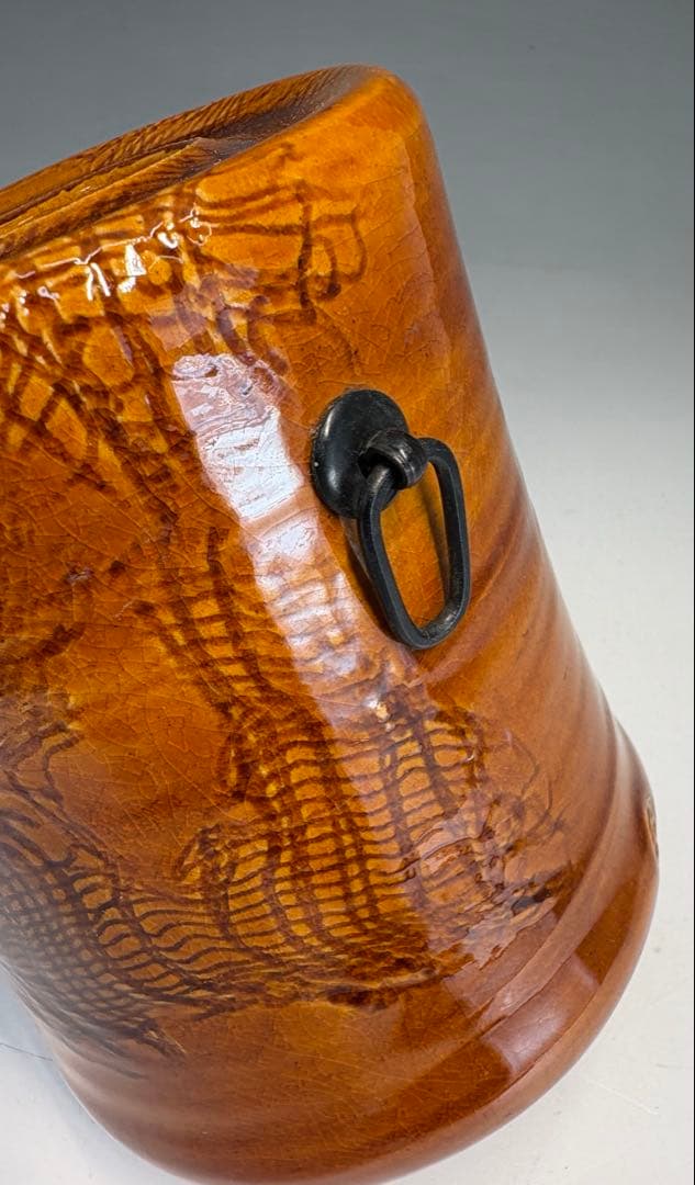 【中古品】十代大樋長左衛門造　布目大樋掛花入（共箱）