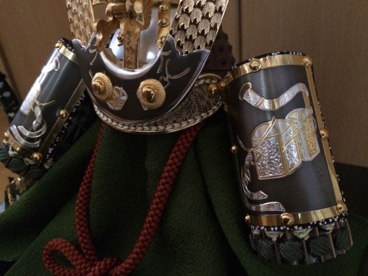 上原玉風作 兜飾り　五月人形