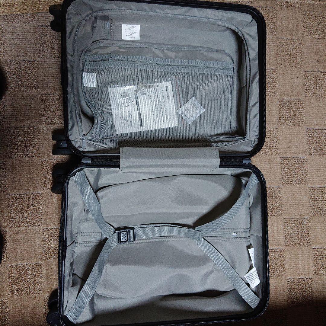 無印良品 バーを自由に調節できる ハード キャリーケース（20L）