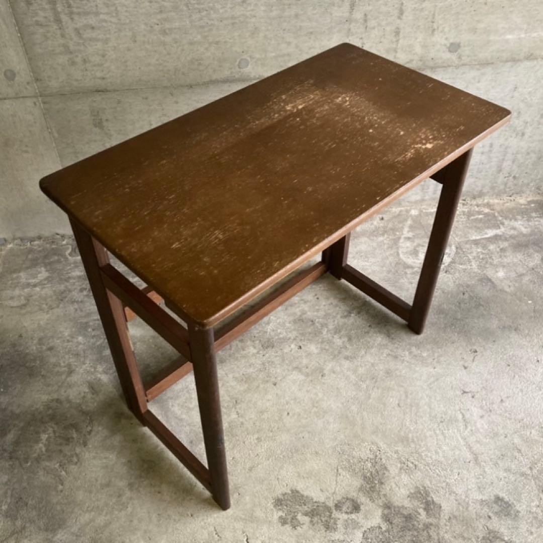 レトロな味のある机 テーブル デスク 作業台 勉強机 折り畳み 角型 木製 家具