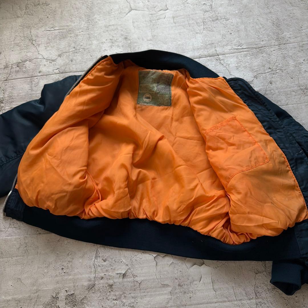 90s Ma-1 フライトジャケット　イタリア製　ネイビー