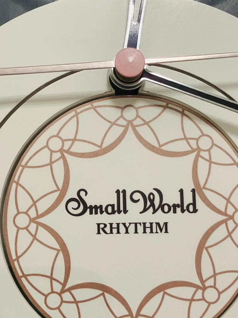 H8-153 新品 スモールワールド からくり電波時計 8MN407RH03