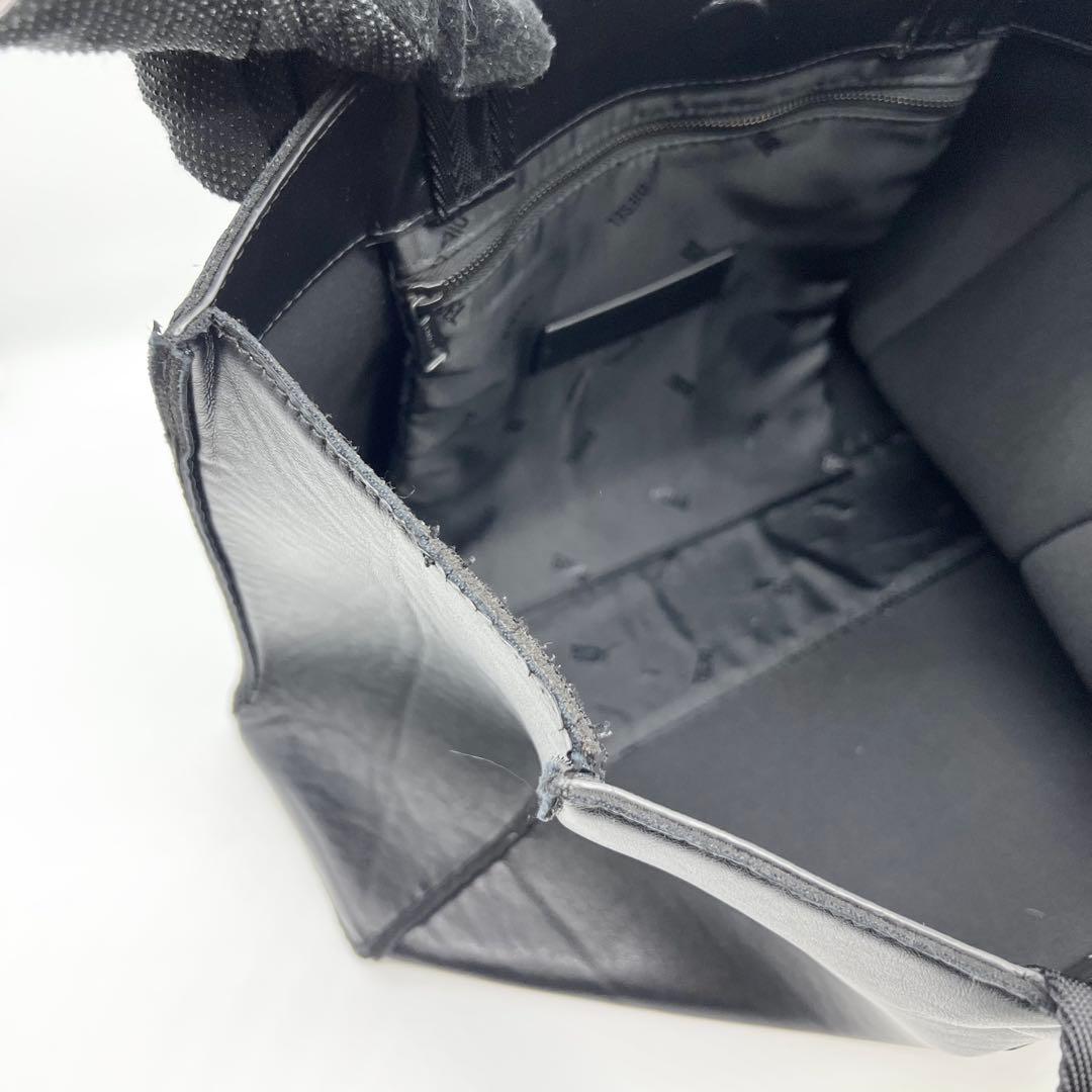 DIESEL HOLI-D SHOPPER EW トートバッグ ブラック A4可