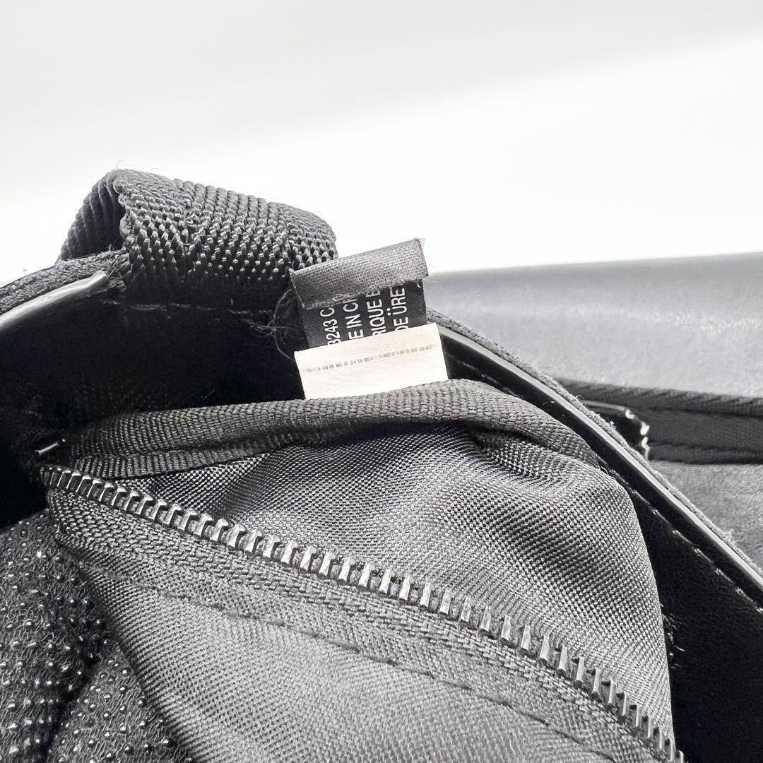 DIESEL HOLI-D SHOPPER EW トートバッグ ブラック A4可