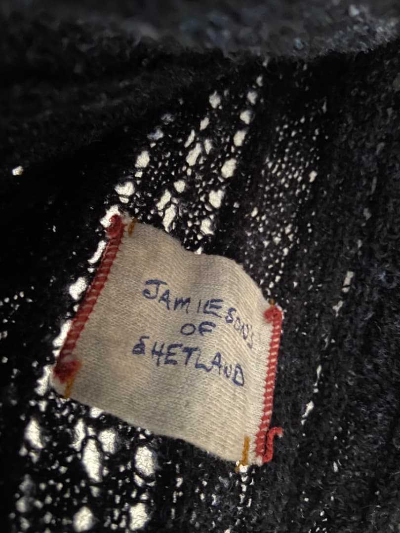 45R シェットランドのケーブルレースセーター