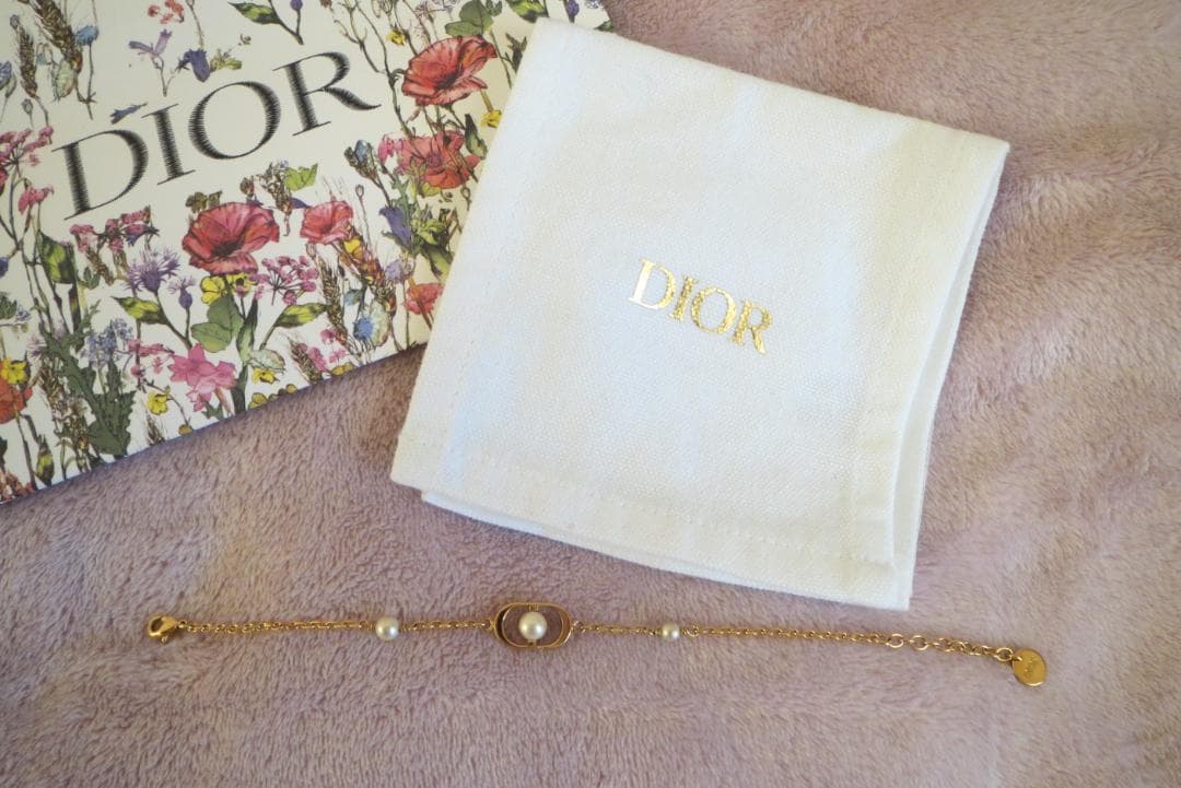 DIOR　ディオール　ブレスレット　パール