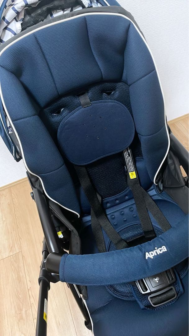 【ｈａｎａ♡ 様】Aprica ラクーナクッション AE 2022 ネイビー