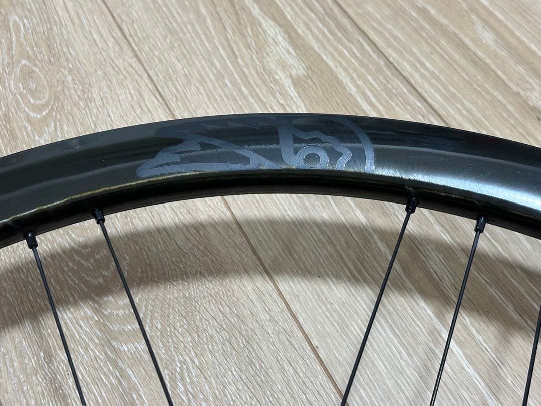 超美品カンパニョーロSHAMAL CARBON DB カーボンホイール前後セット