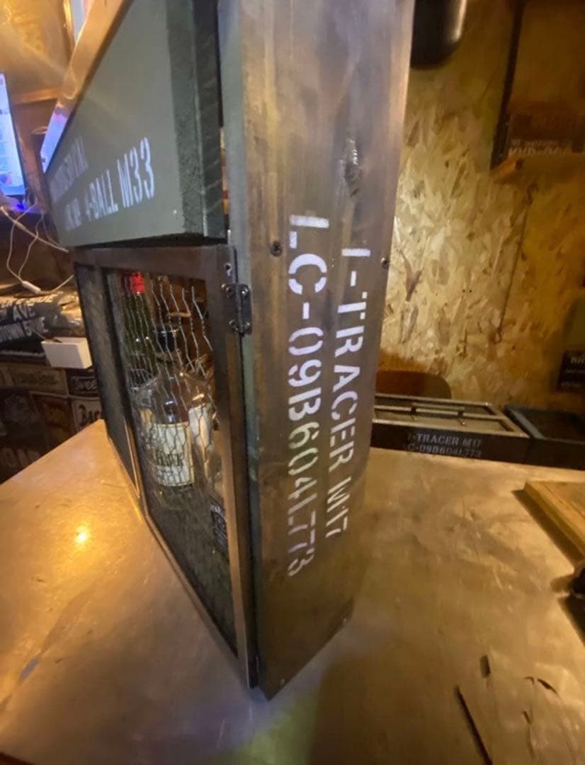 照明付き　ミリタリー収納棚　インダストリアル アメリカン