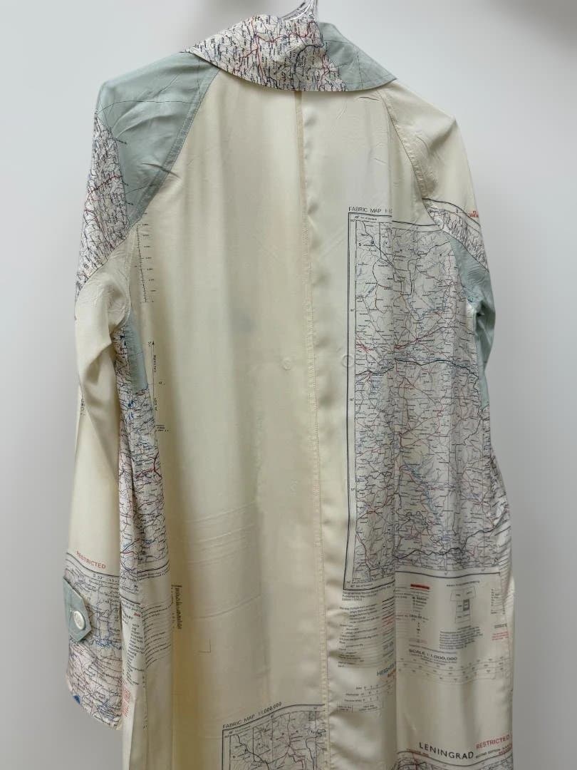 セリーヌ　フィービー期 　ICONIC MAP TRENCH IN SILK